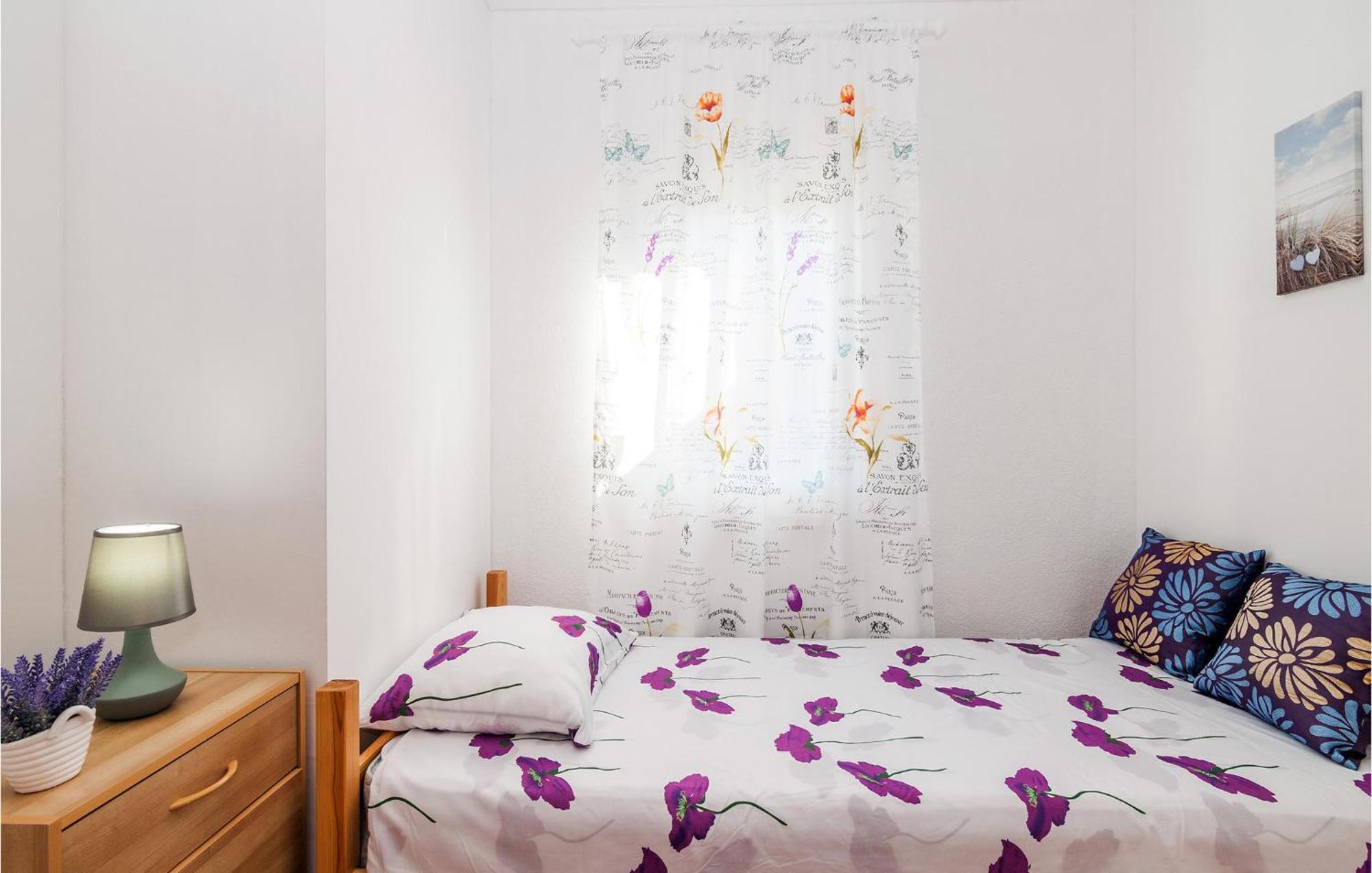 Nice Apartment In Vinjerac With Kitchen ภายนอก รูปภาพ